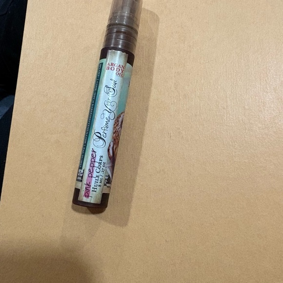 Barefoot Venus argan body oil - Picture 2 of 3